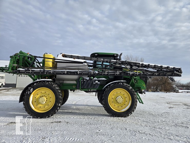 john-deere-r4045-image-9