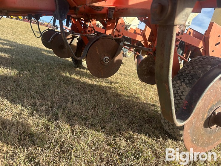 allis-chalmers-330-image-20
