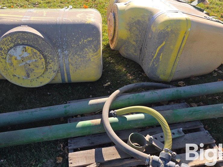 john-deere-200-image-14