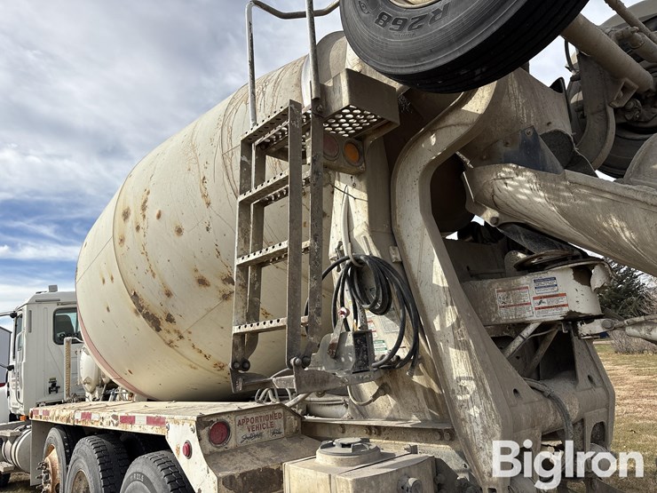 2003-mack-cv500-tri/a-concrete-transit-truck-w/bridgemaster-booster-image-20