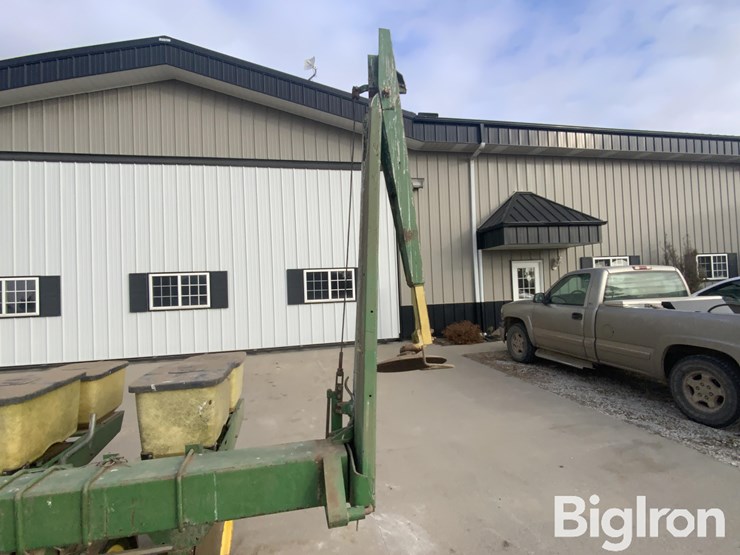 john-deere-7100-image-12