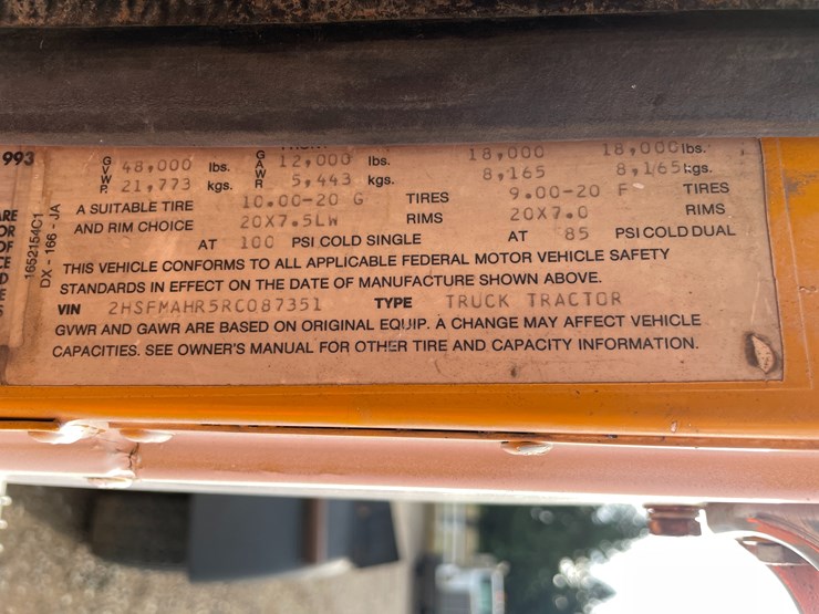 #1107-•-1994-international-truck-tractor-(has-mn-title)-image-20