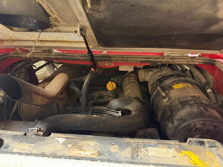 takeuchi-tl250-image-16