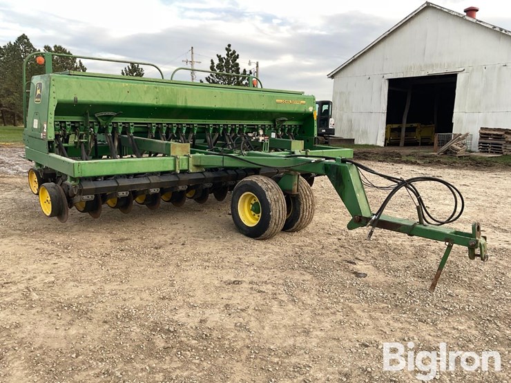 john-deere-750-image-3