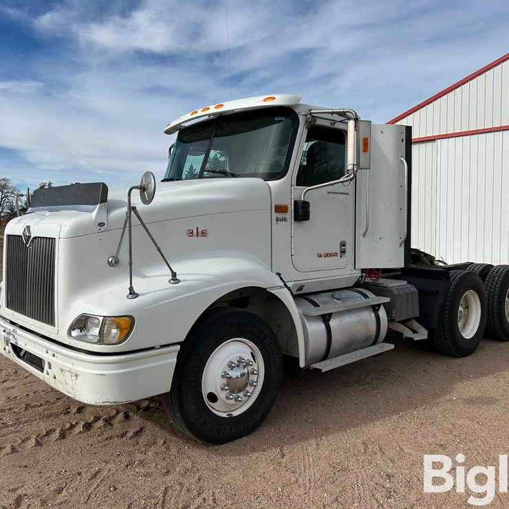 2003 INTERNATIONAL 9400