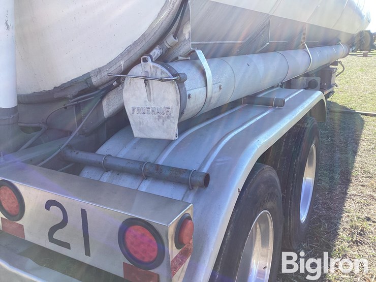 1971-fruehauf-trailer-image-19