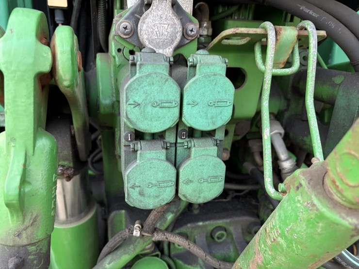 john-deere-7220-image-13