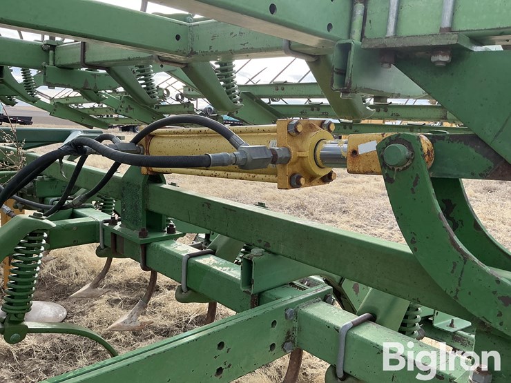 john-deere-1010-image-15