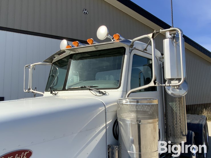 2006-peterbilt-379-image-15