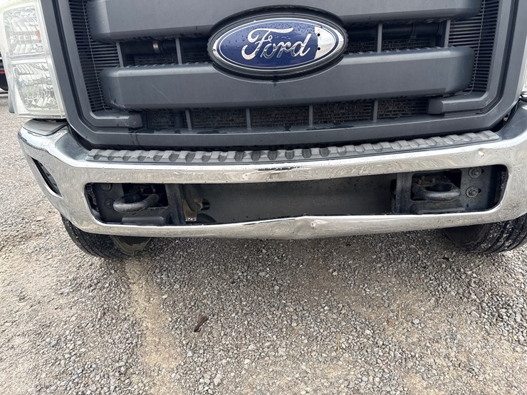 ford-f550-xl-image-10