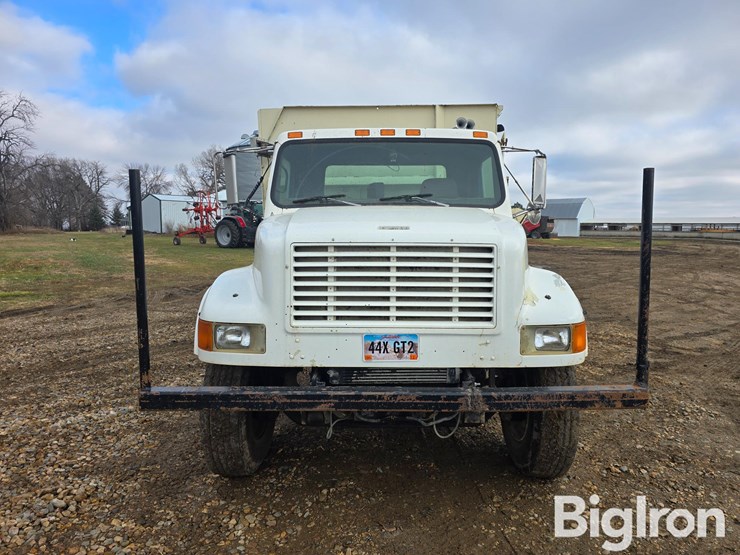 1995-international-4700-image-2