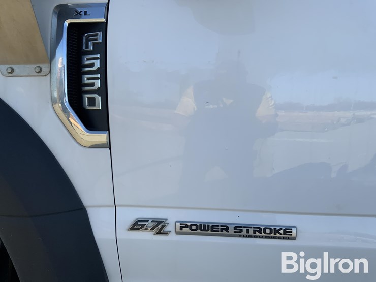 ford-f550-xl-image-18