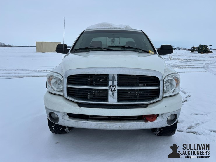 dodge-ram-2500-image-2