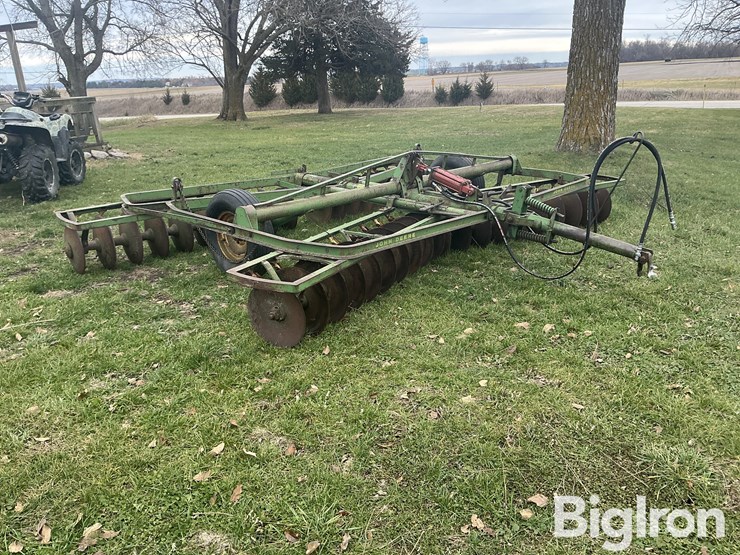 john-deere-14-image-3