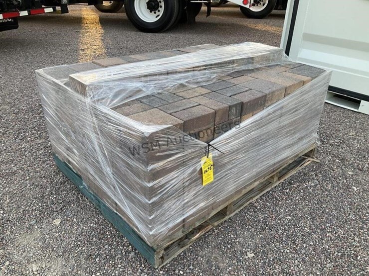 pallet-of-stone-pavers-image-1