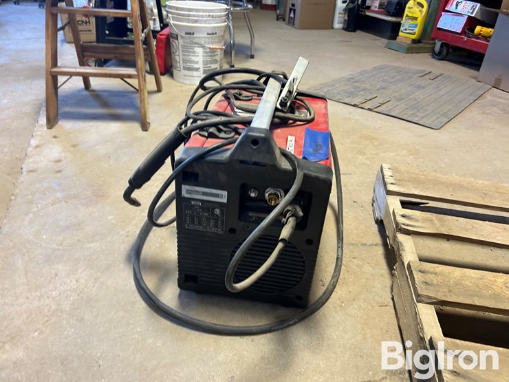 lincoln-electric-180-dual-power-mig-welder-image-6