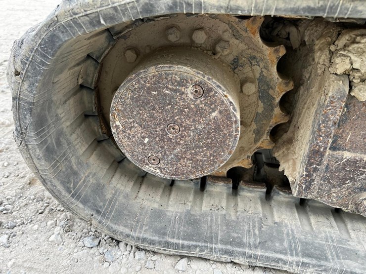 2010-john-deere-60d-image-23