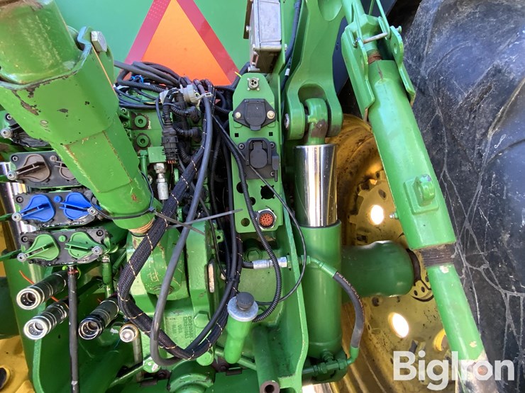 john-deere-8345r-image-15