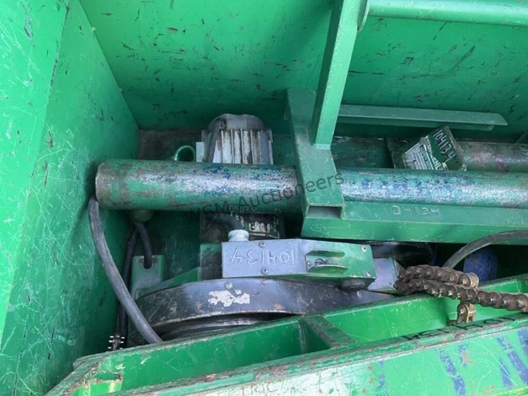 steel-job-box-w/-cable-tugger-image-5