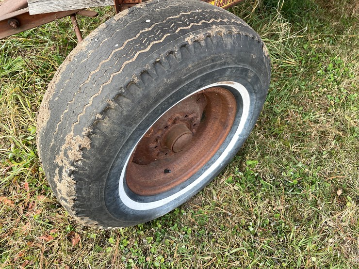 #205-•-j&m-gravity-box-on-running-gear-(boyceville,-wi)-image-12