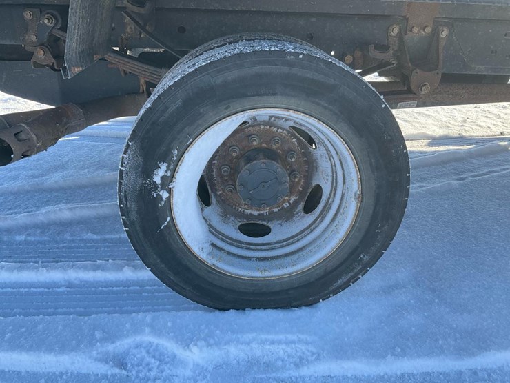 2019-ford-f450-xl-image-36