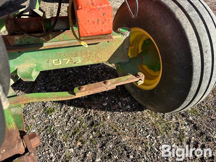 john-deere-250-image-11