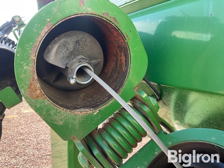 2011-patriot-110-image-16