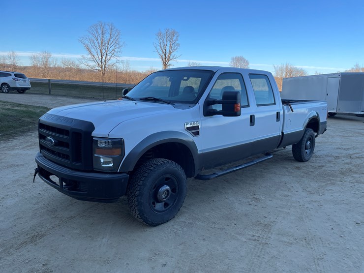 ford-f250-xl-image-1