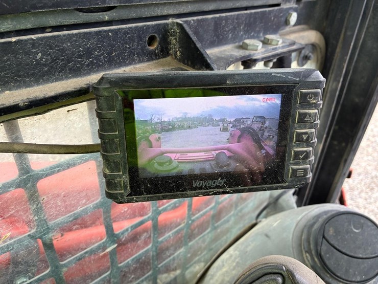 2021-kubota-svl97-2-image-23