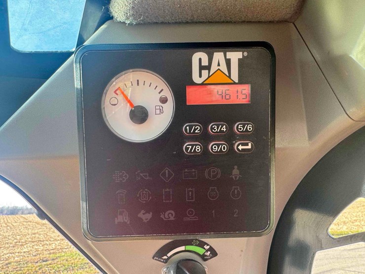 caterpillar-236d-image-31