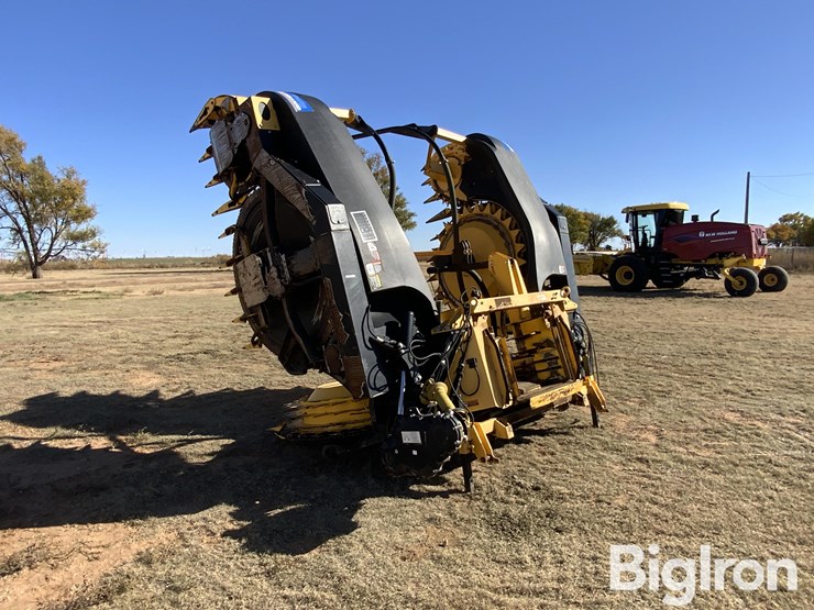 2018-new-holland-750bfia-image-7