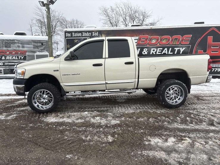 2007-dodge-1500-image-2