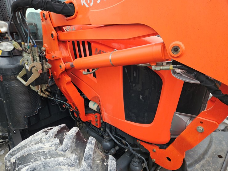 kubota-m7-172-image-8