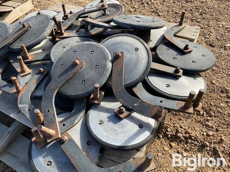 john-deere-750-image-11