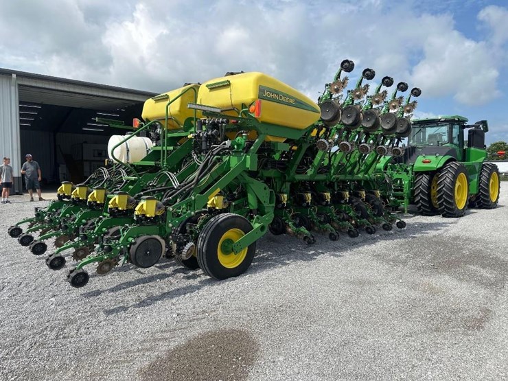 john-deere-1790-image-7