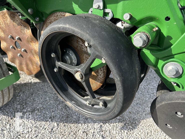 john-deere-1795-image-49