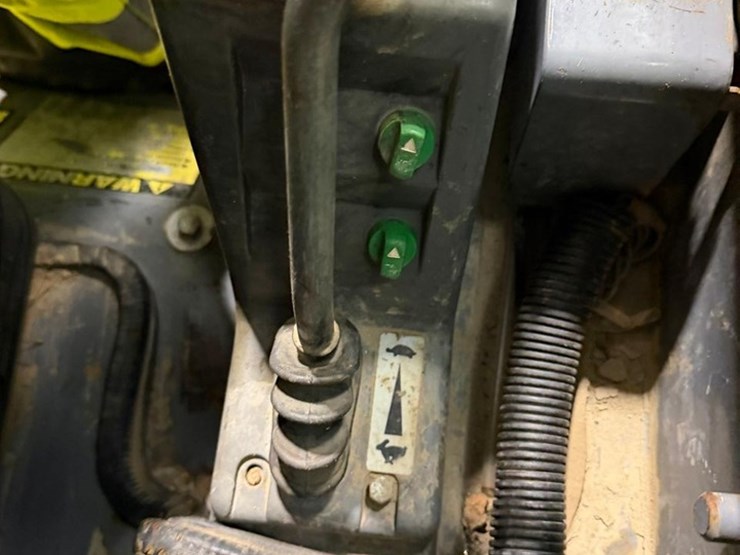 takeuchi-tl250-image-26