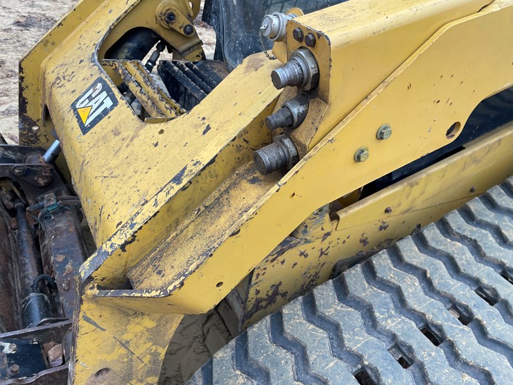 caterpillar-279d-image-28