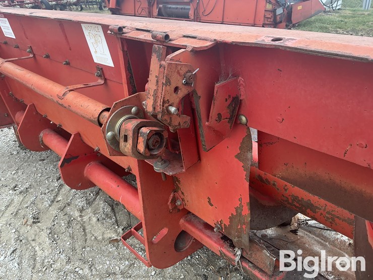 massey-ferguson-1183-image-13