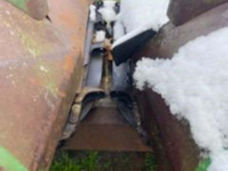 john-deere-843-image-12