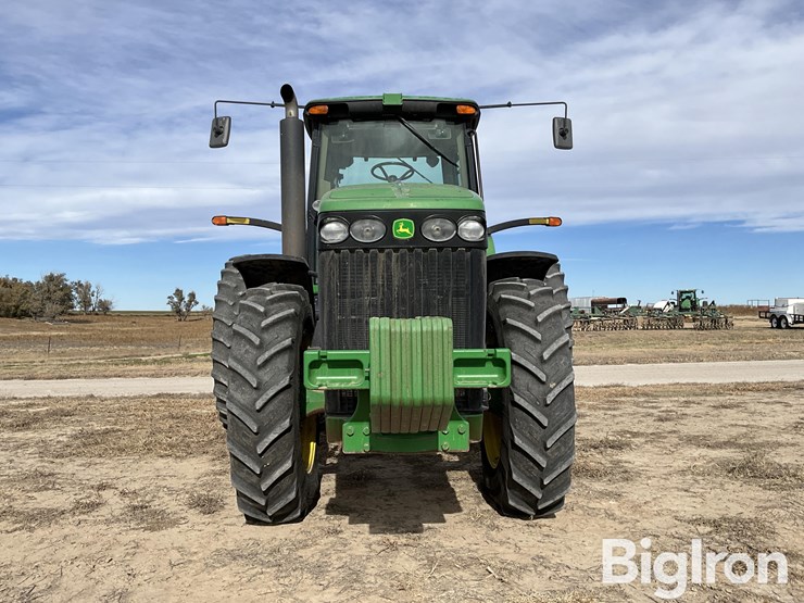 john-deere-8130-image-2