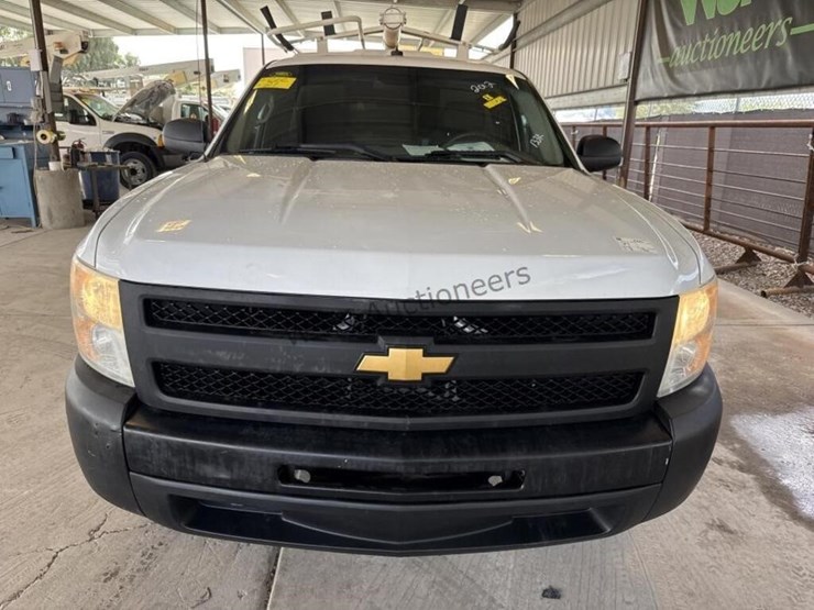 2012-chevrolet-silverado-1500-image-4