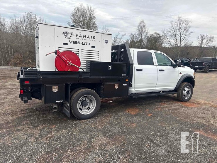 dodge-ram-5500hd-image-5