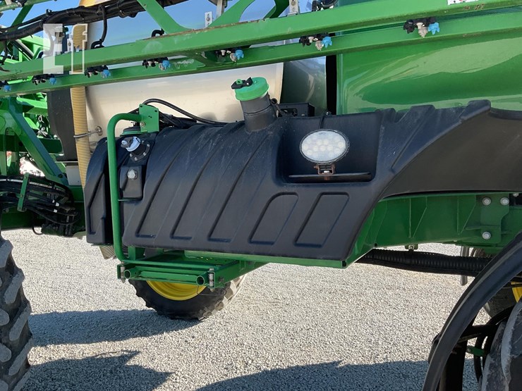 john-deere-r4038-image-16