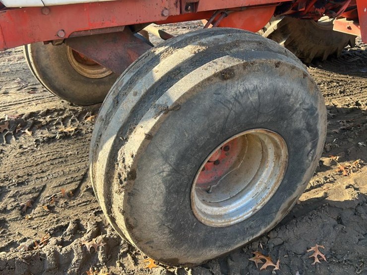 j-i-case-2590-image-13