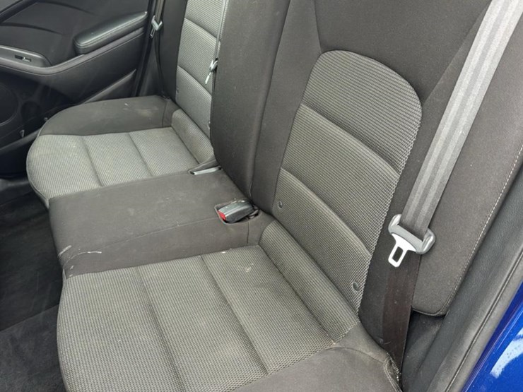 #2051-•-2017-kia-forte*-image-27