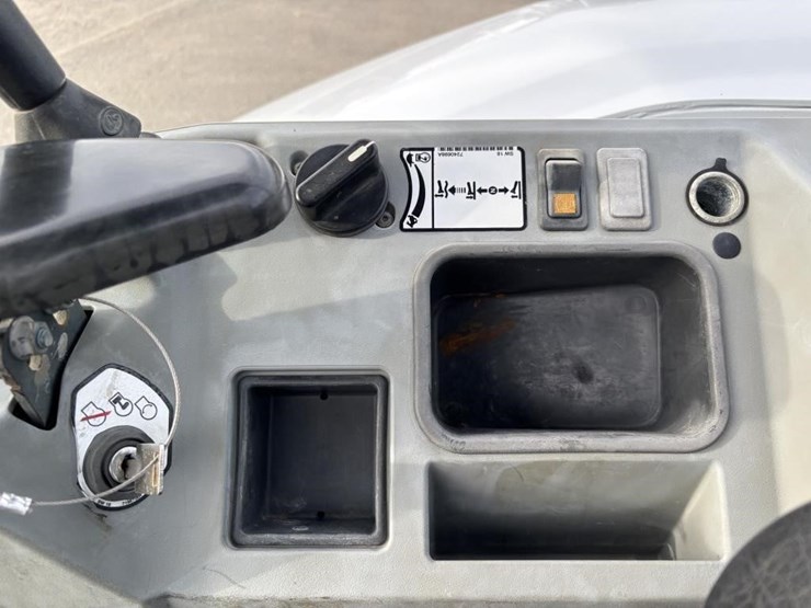 2021-bobcat-e35-image-34