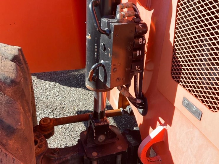 2016-sky-trak-6042-image-25