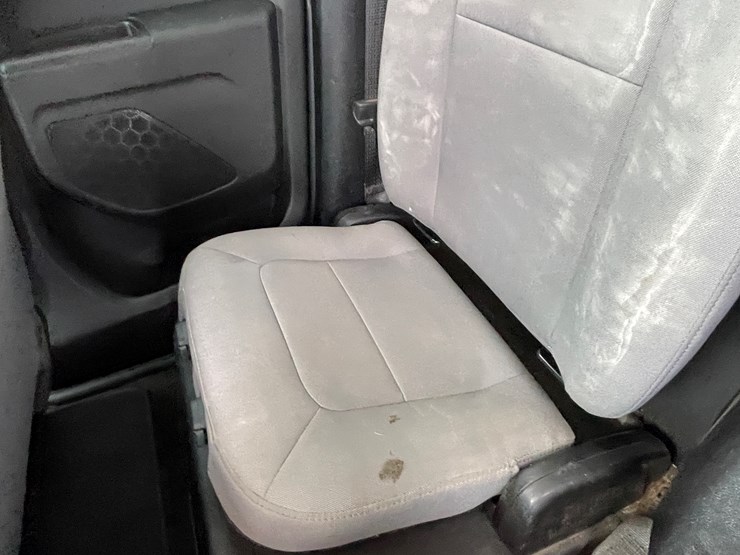 #1167-•-2016-chevrolet-colorado-pickup-truck-(has-wi-title)-image-39