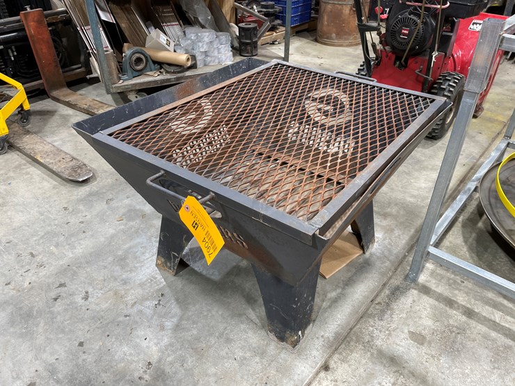 #7904-•-custom-green-bay-packers-fire-pit-image-1